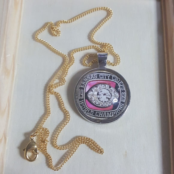 Kansas city chiefs jewelry, chiefs ring pendant - Picture 1 of 6